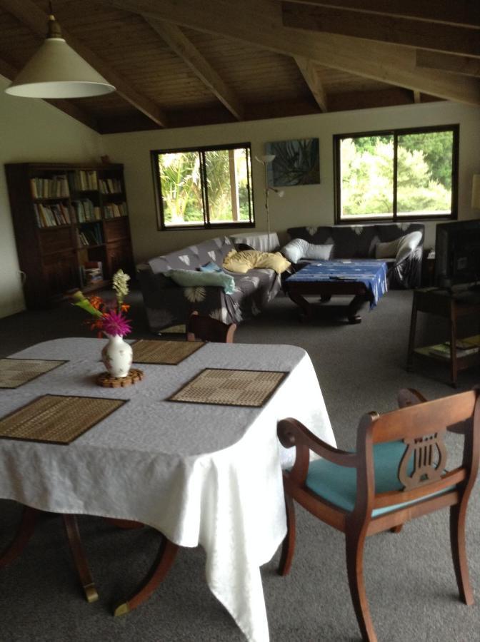 אופונוני Waiotemarama Falls Lodge מראה חיצוני תמונה