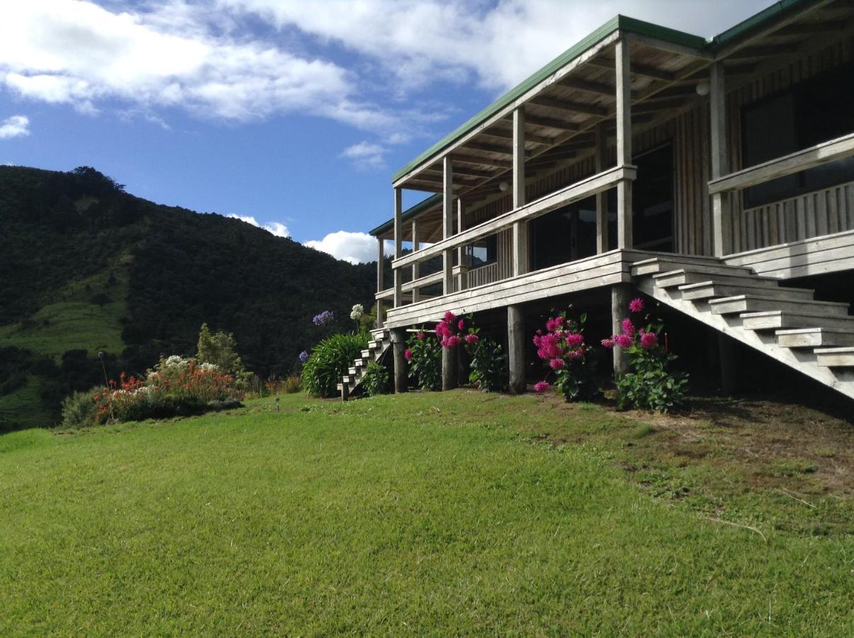 אופונוני Waiotemarama Falls Lodge מראה חיצוני תמונה