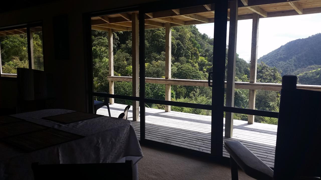 אופונוני Waiotemarama Falls Lodge מראה חיצוני תמונה